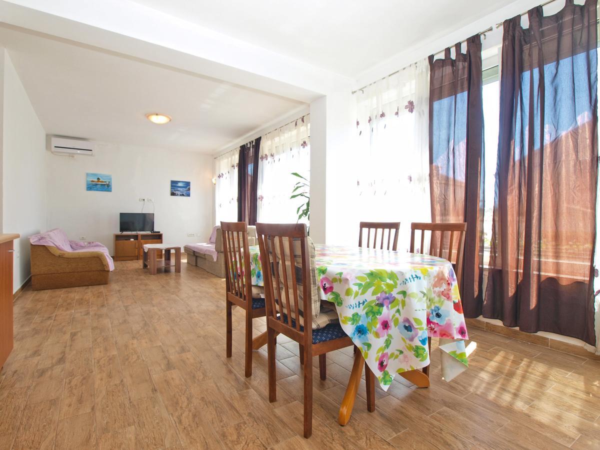 Apartments Edin 1359 페로이 외부 사진