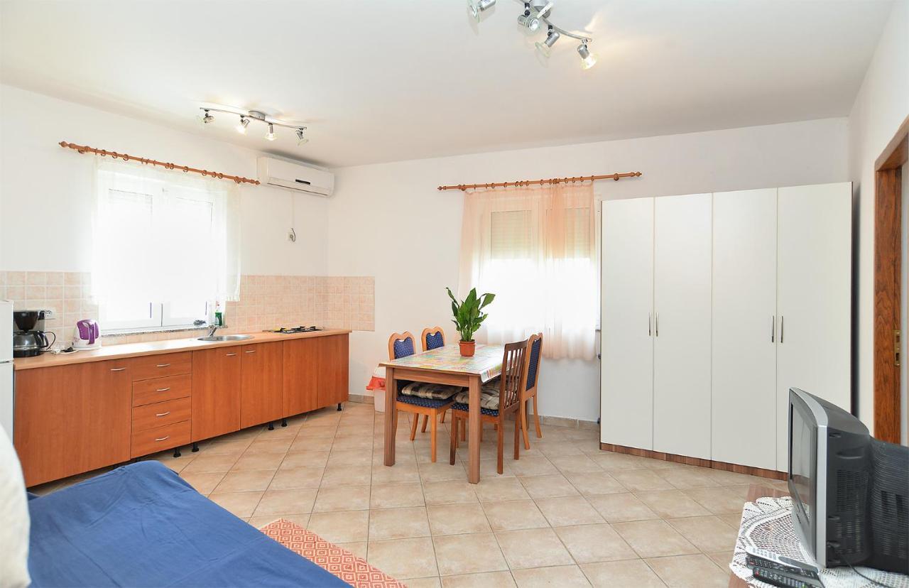 Apartments Edin 1359 페로이 외부 사진