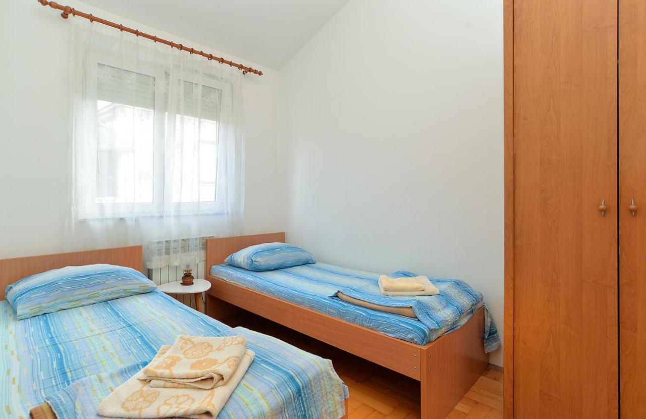 Apartments Edin 1359 페로이 외부 사진