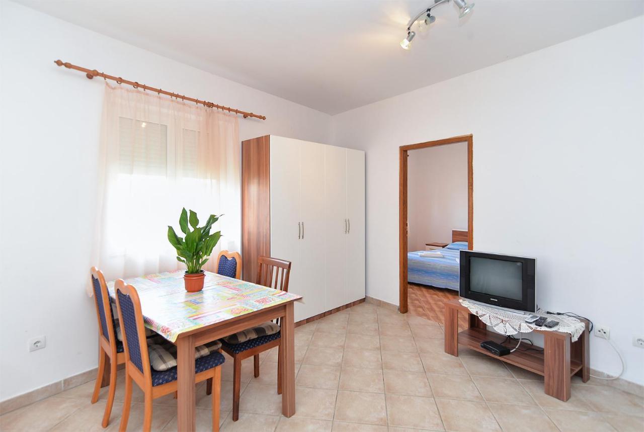 Apartments Edin 1359 페로이 외부 사진