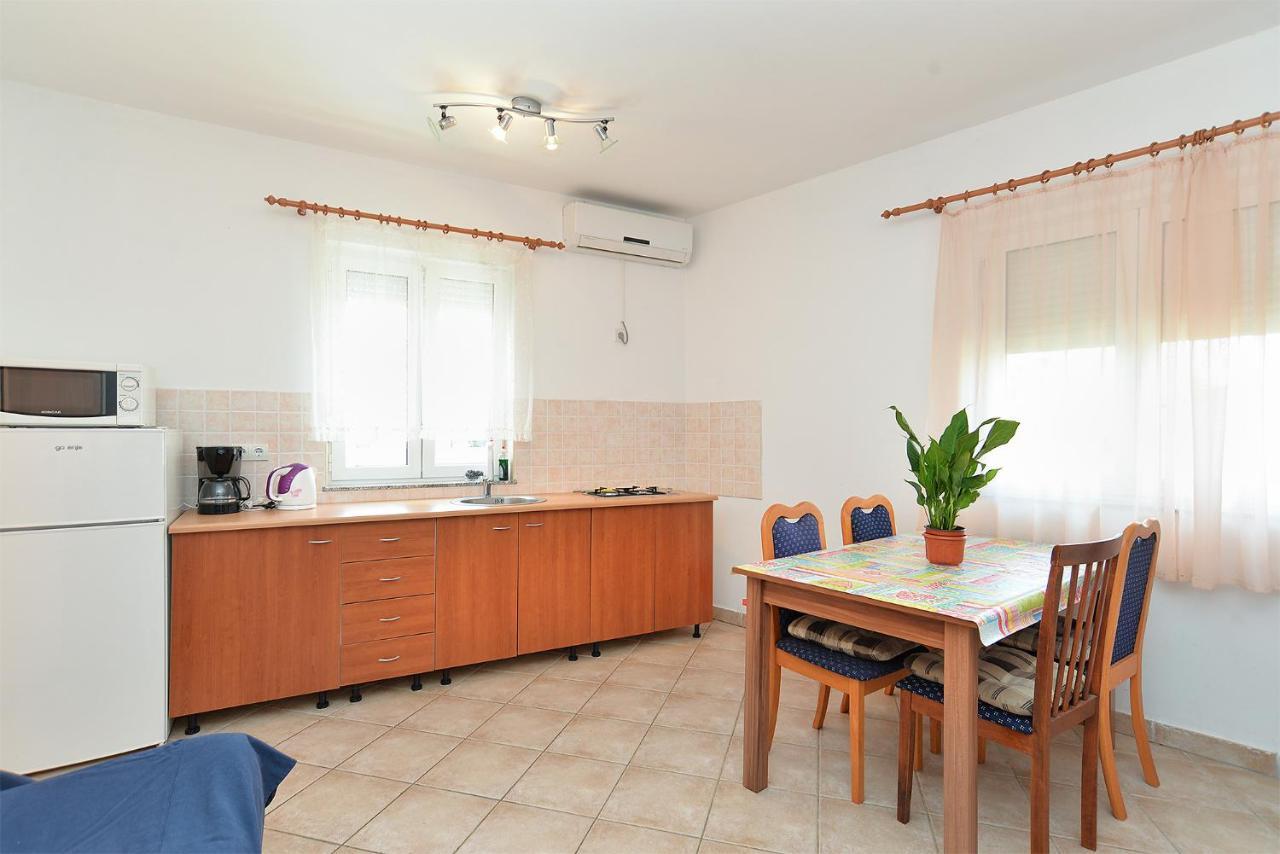 Apartments Edin 1359 페로이 외부 사진