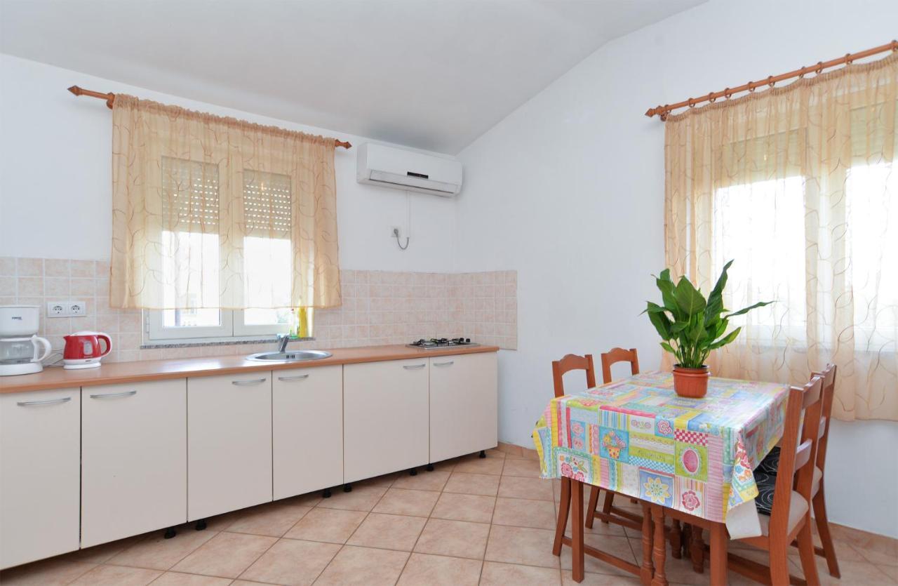 Apartments Edin 1359 페로이 외부 사진